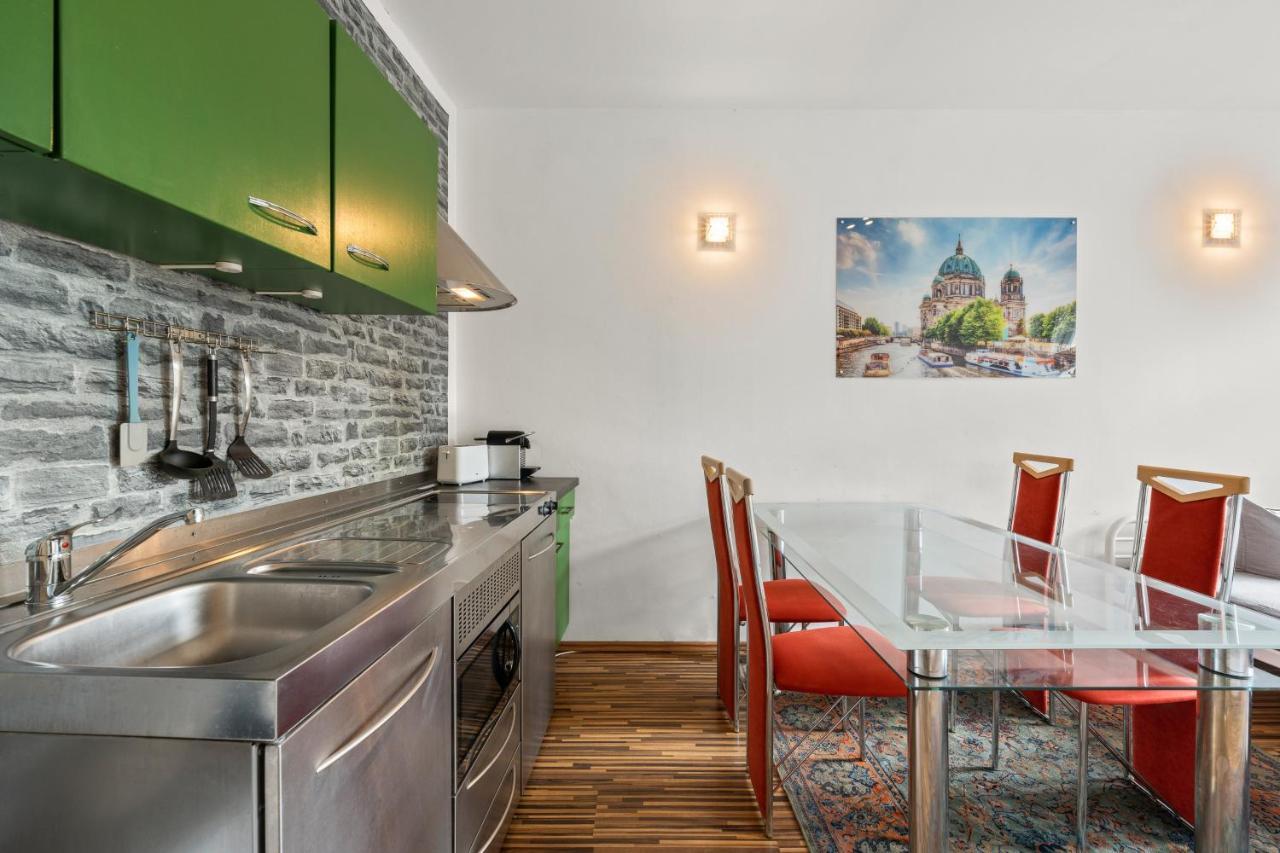 Budget Apartment Am Fernsehturm Berlin Luaran gambar